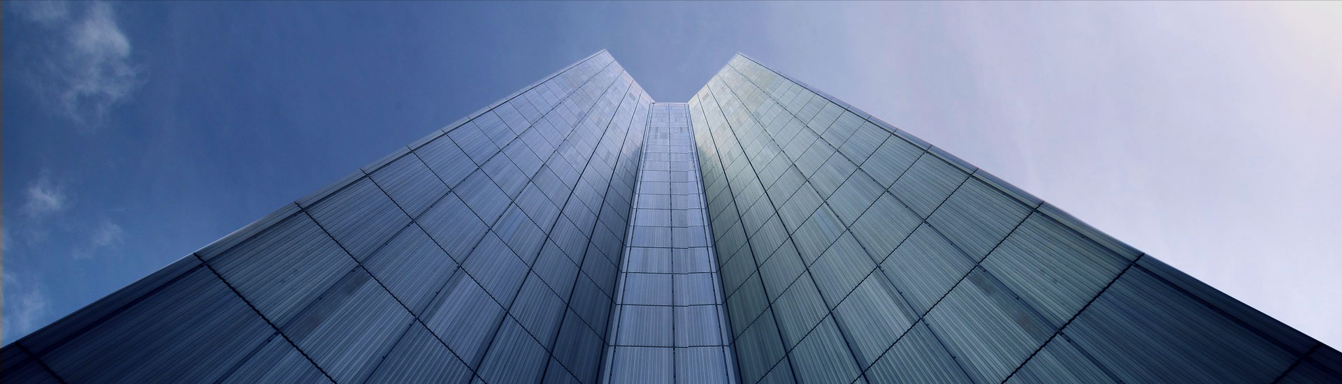 本著以人為中心的思想，追求***特的企業(yè)風(fēng)格